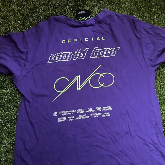 Shirt - Picture 2 of 2